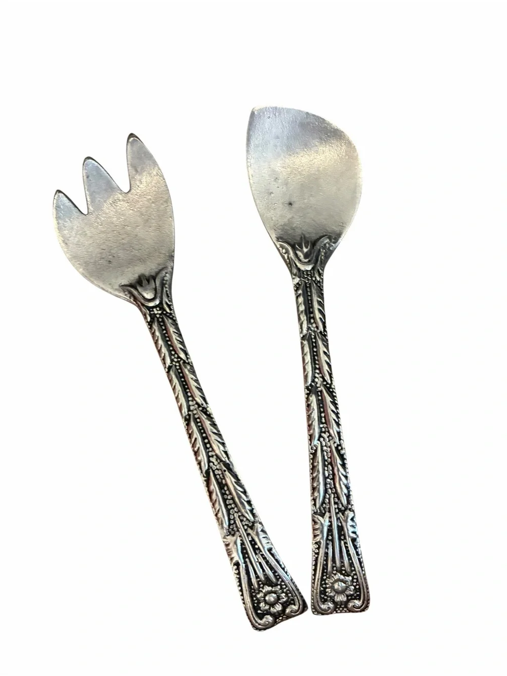 Wilton Armetale Ornate Silver-Tone Salad Repousse Salad Server Set Fork Spoon